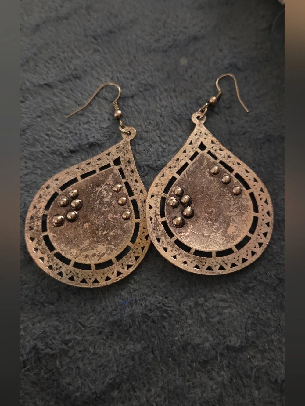 N/A elegant teardrop